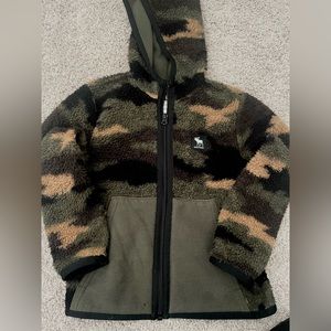 Abercrombie Kids Size (5-6)